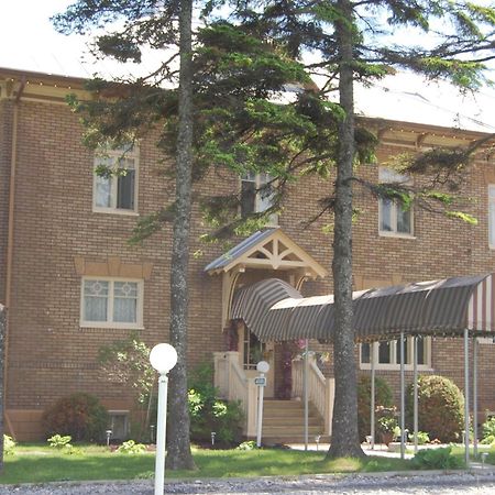 Auberge La Seigneurie Matane Exterior photo